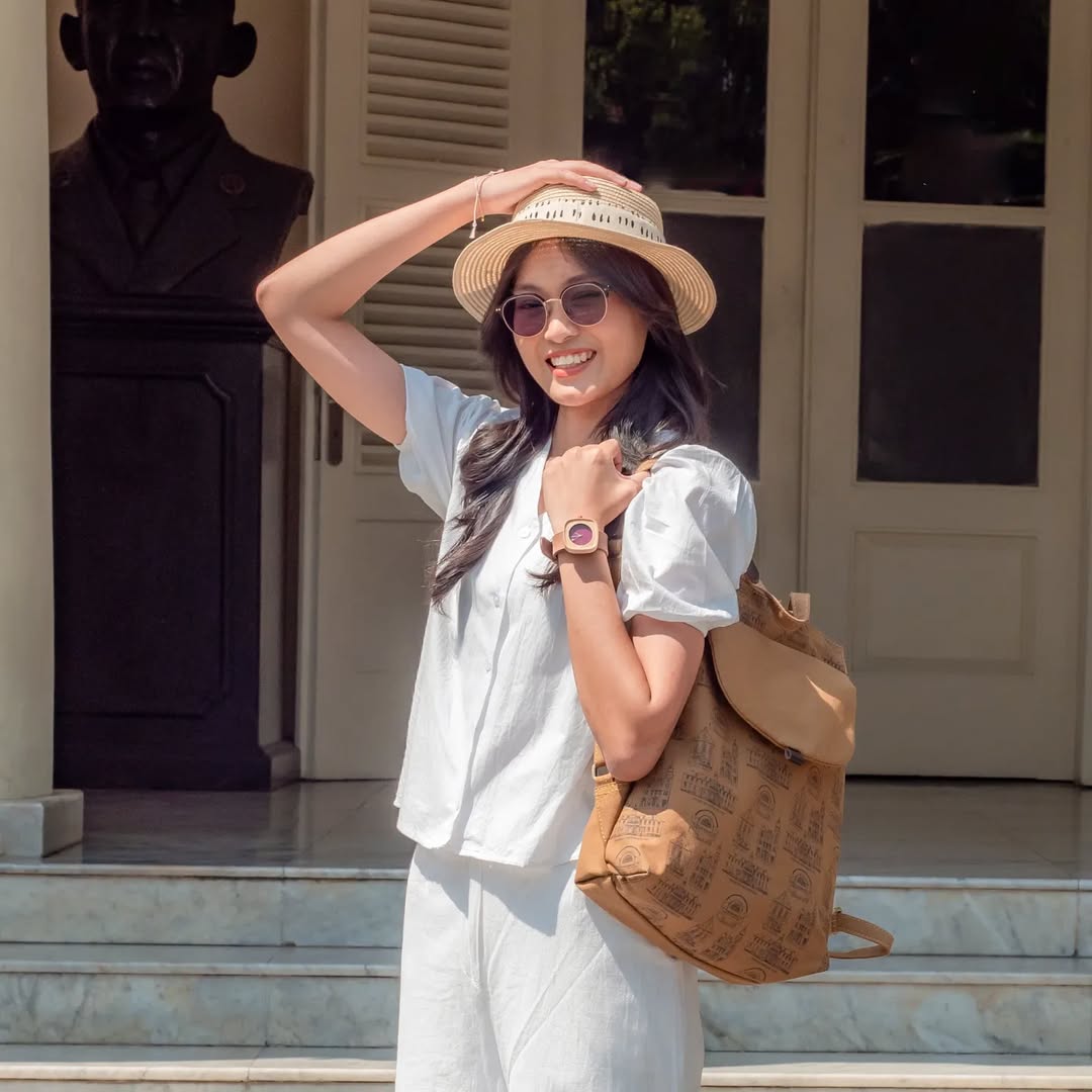 Generasi muda Indonesia bangga #lokaldanberani #CanvasLiving#slowmadeinindonesia